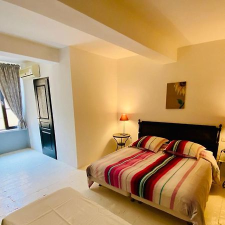 Les Chambres De La Villa Eugenie Lezignan-Corbieres Luaran gambar