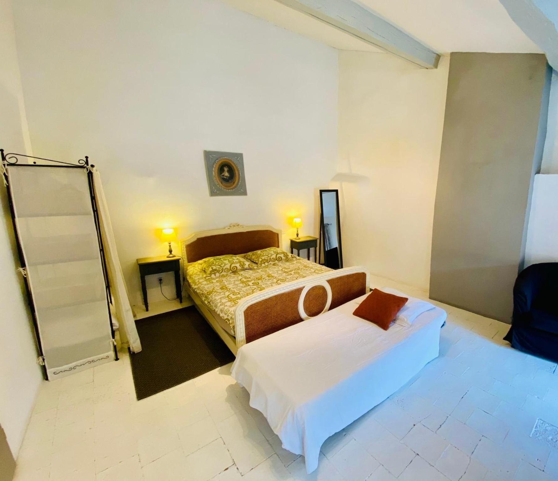 Les Chambres De La Villa Eugenie Lezignan-Corbieres Luaran gambar