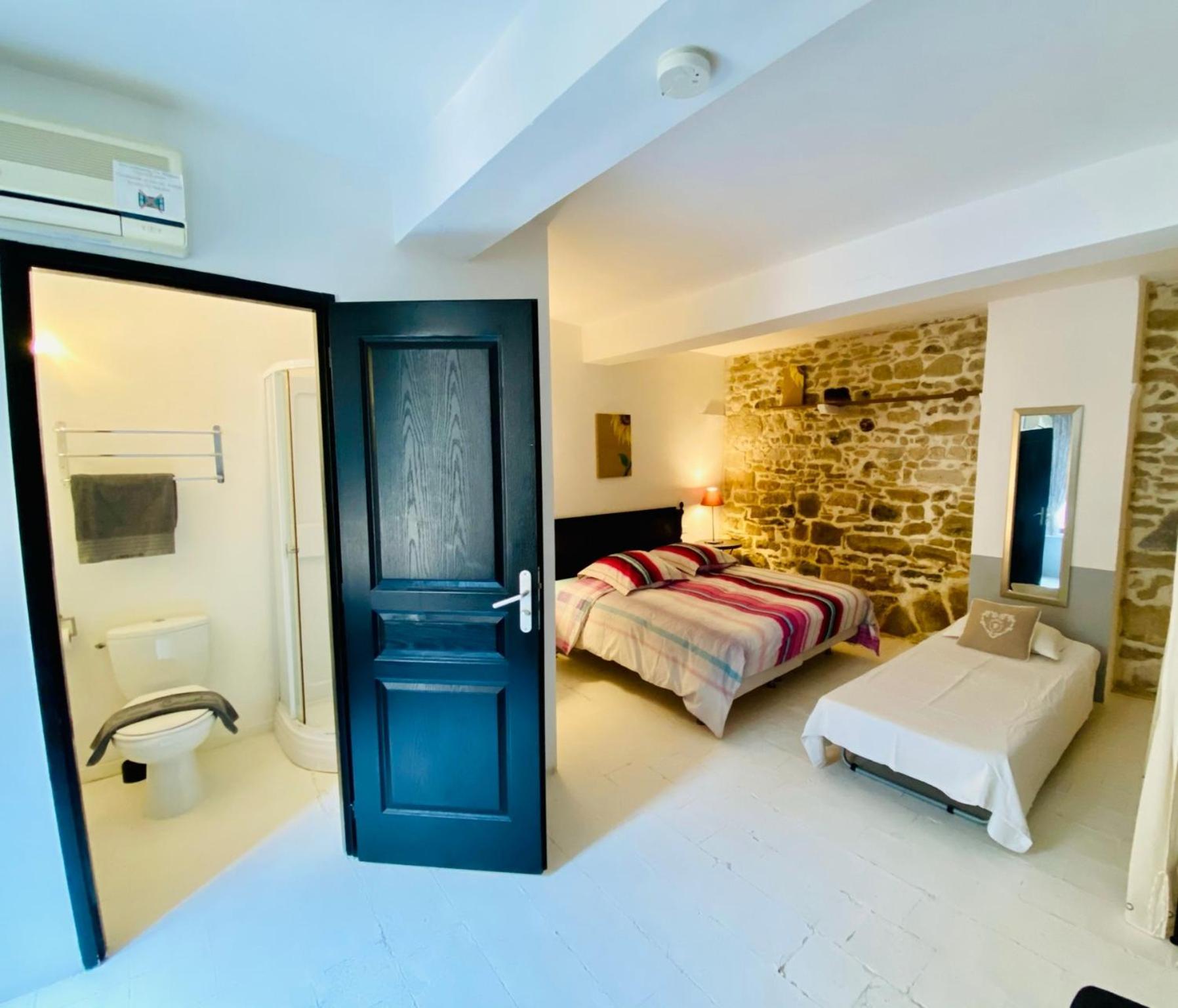 Les Chambres De La Villa Eugenie Lezignan-Corbieres Luaran gambar