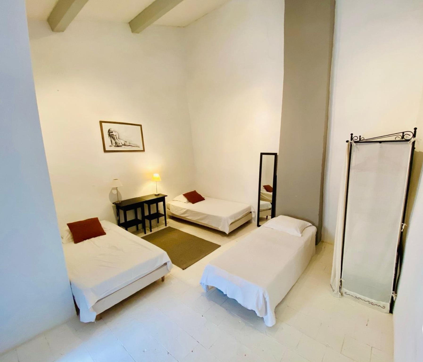 Les Chambres De La Villa Eugenie Lezignan-Corbieres Luaran gambar