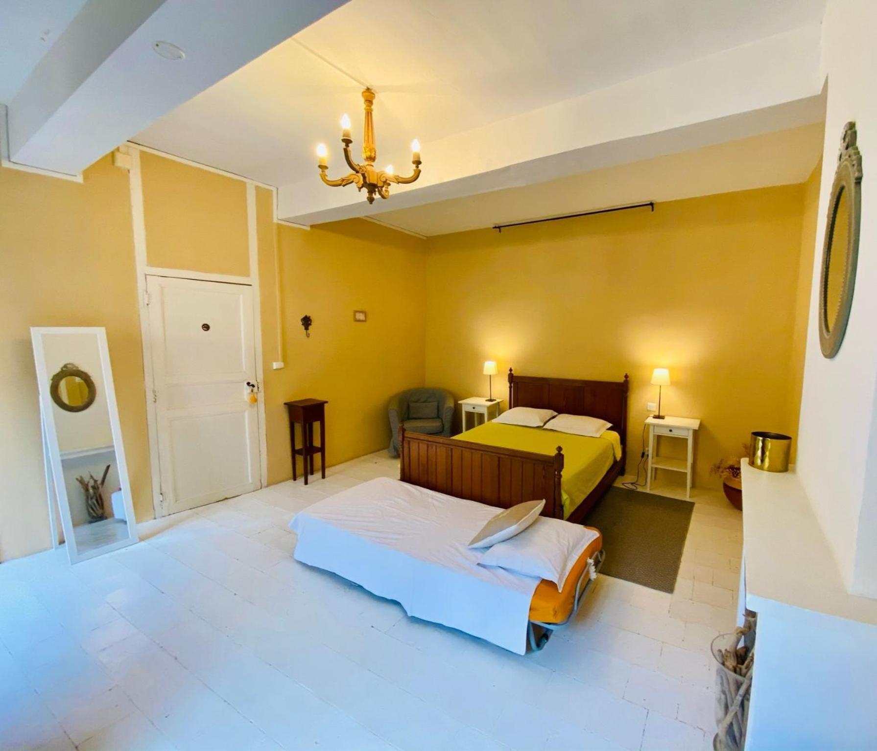 Les Chambres De La Villa Eugenie Lezignan-Corbieres Luaran gambar